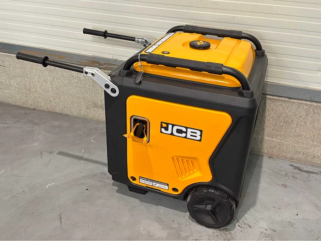 Jcb ig12000-dve-3 - inverter generator - 11000w - 13,75kva - 2026 - afbeelding 9 van  15