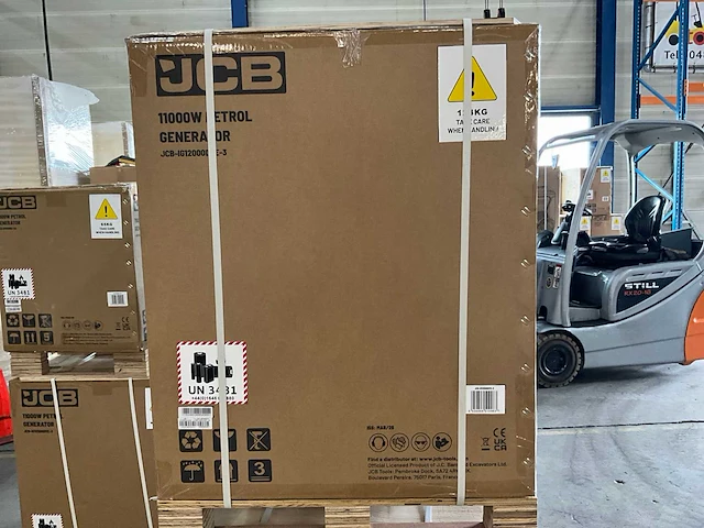 Jcb ig12000-dve-3 - inverter generator - 11000w - 13,75kva - 2026 - afbeelding 13 van  20