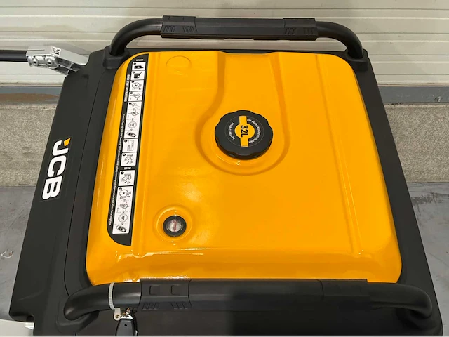 Jcb ig12000-dve-3 - inverter generator - 11000w - 13,75kva - 2026 - afbeelding 3 van  15