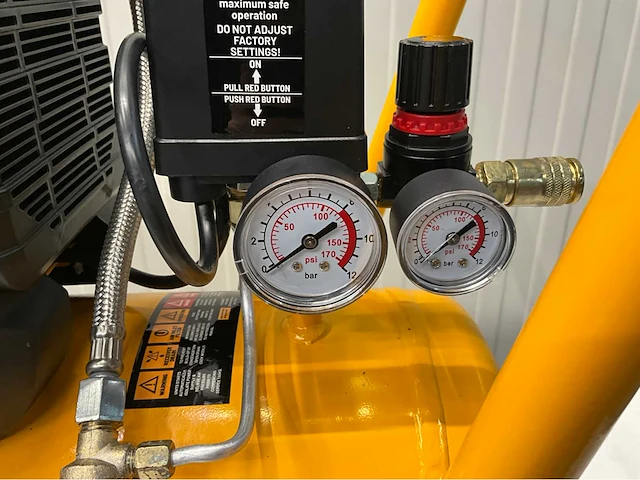 Jcb ofac-24h - hogedrukcompressor 24 liter - 8 bar - 1450rpm - 750w - afbeelding 4 van  17