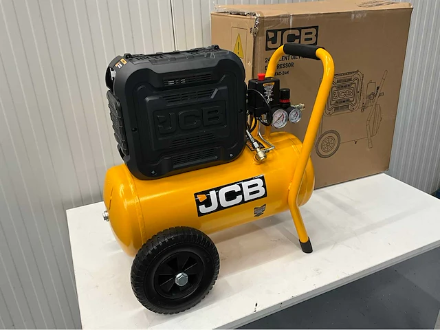 Jcb ofac-24h - hogedrukcompressor 24 liter - 8 bar - 1450rpm - 750w - afbeelding 1 van  17