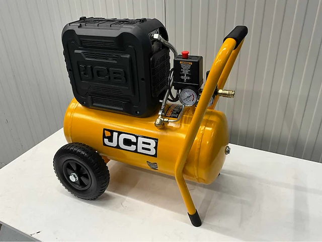 Jcb ofac-24h - hogedrukcompressor 24 liter - 8 bar - 1450rpm - 750w - afbeelding 14 van  17