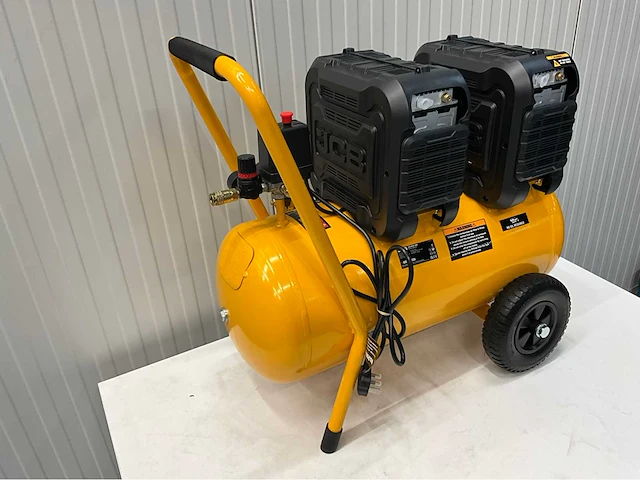 Jcb ofac-50h - hogedrukcompressor 50 liter - 10 bar - 1450rpm - 1500w - afbeelding 16 van  18