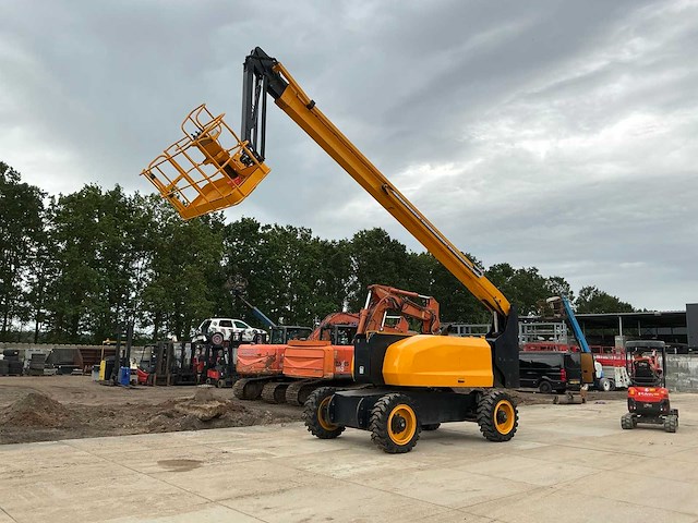 Jcb siniboom hoogwerker demo - afbeelding 1 van  28