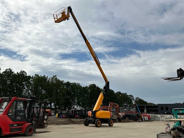 Jcb siniboom hoogwerker demo - afbeelding 19 van  28