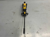 Jcb th22504 - hydraulische garagekrik 2.25tons - afbeelding 10 van  13