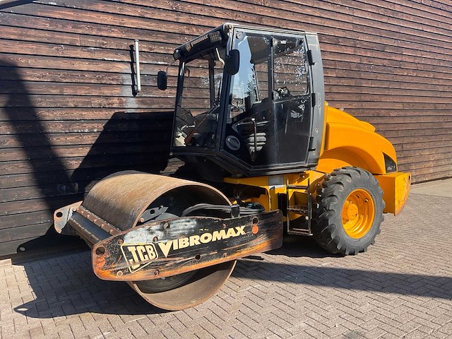 Jcb vibromax vm 75 d bandenwals - afbeelding 1 van  17