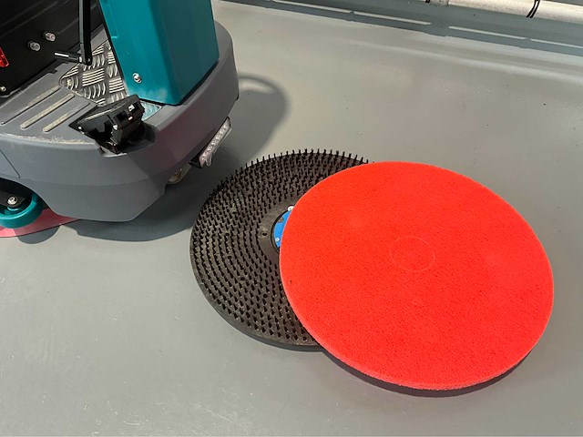Jd - 2026 - clean d6 pro - zelfrijdende veegmachine - afbeelding 3 van  15