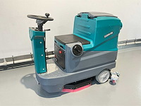 Jd - 2026 - clean d6 pro - zelfrijdende veegmachine - afbeelding 1 van  15
