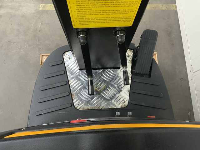 Jd - clean d6 - zelfrijdende veegmachine - afbeelding 11 van  14