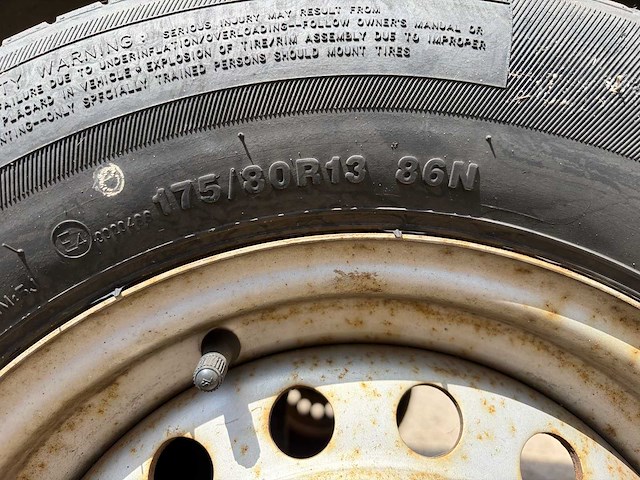J.d. trailers t bagage-/gesloten bakaanhanger met deksel - afbeelding 14 van  58