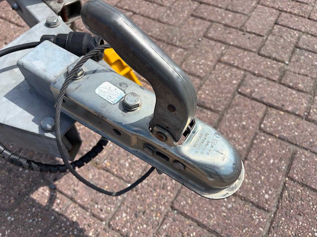 J.d. trailers t bagage-/gesloten bakaanhanger met deksel - afbeelding 31 van  58