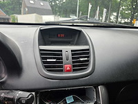 Jdm - brommobiel - roxsy - 45 kmh - 2011 - personenauto - afbeelding 3 van  13