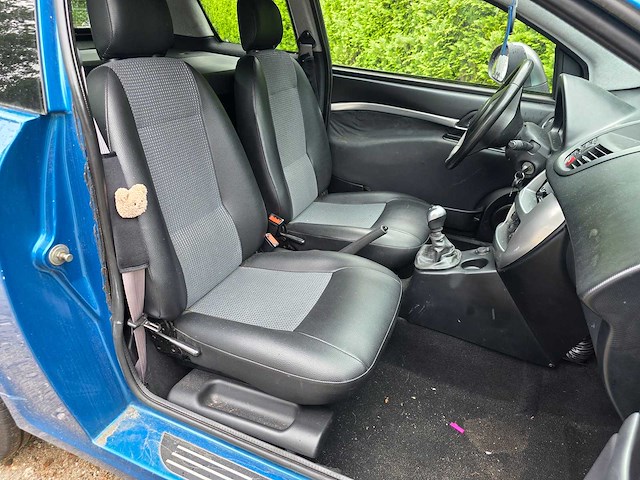 Jdm - brommobiel - roxsy - 45 kmh - 2011 - personenauto - afbeelding 4 van  13