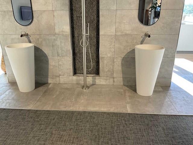 Jee-o staande wastafel (2x) - afbeelding 1 van  8