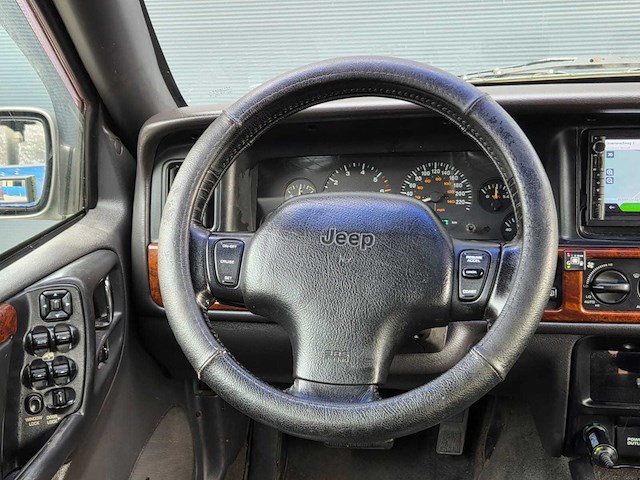 Jeep - 1997 - grand cherokee - 4.0i laredo - 33-bg-dd - afbeelding 4 van  31