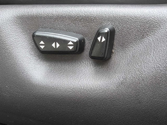 Jeep - 1997 - grand cherokee - 4.0i laredo - 33-bg-dd - afbeelding 18 van  31