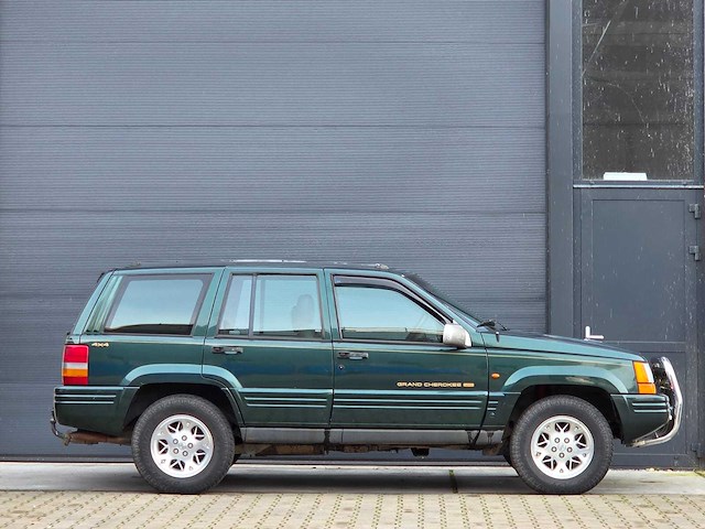 Jeep - 1997 - grand cherokee - 4.0i laredo - 33-bg-dd - afbeelding 23 van  27