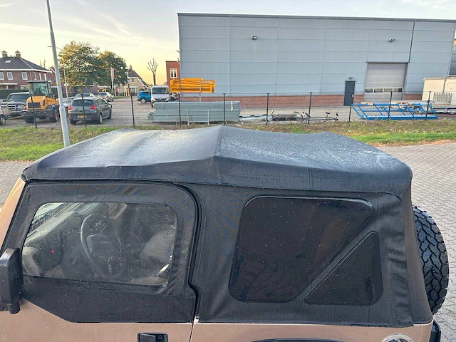 Jeep - 2000 - wrangler - personenauto - afbeelding 1 van  26