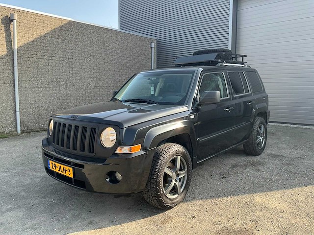 Jeep - 2009 - patriot - 2.4 ltd liberty - personenauto (29-jlh-3) - afbeelding 1 van  22