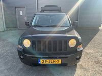 Jeep - 2009 - patriot - 2.4 ltd liberty - personenauto (29-jlh-3) - afbeelding 16 van  22