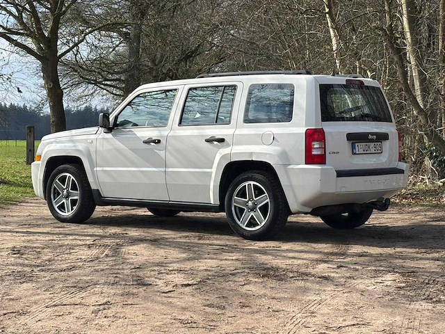 Jeep - 2011 - patriot - personenauto - afbeelding 10 van  12