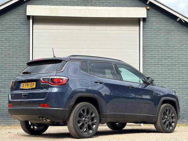 Jeep - 2021 - compass - 4xe 240 hyb. trailh. - personenauto - afbeelding 16 van  21