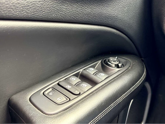 Jeep - 2021 - compass - 4xe 240 hyb. trailh. - personenauto - afbeelding 10 van  21