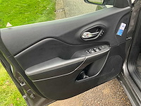 Jeep - cherokee - 2.0 limited - 4x4 - personenauto - 2015 - afbeelding 26 van  26