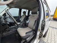 Jeep - cherokee - 3.7i v6 - extreme sp. - personenauto - 2004 - afbeelding 2 van  25