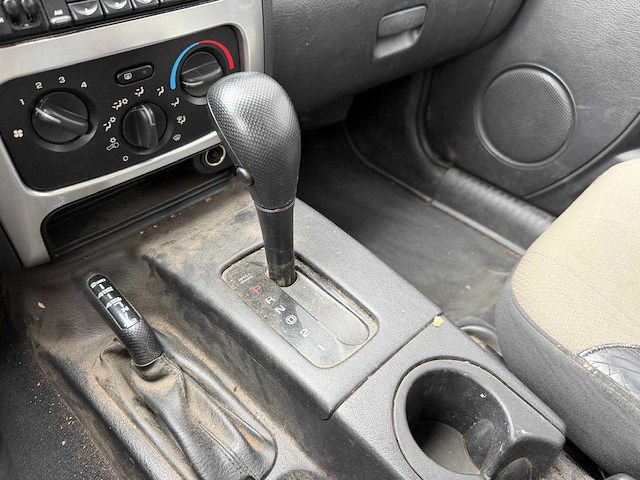 Jeep - cherokee - 3.7i v6 - extreme sp. - personenauto - 2004 - afbeelding 4 van  25