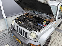 Jeep - cherokee - 3.7i v6 - extreme sp. - personenauto - 2004 - afbeelding 11 van  25