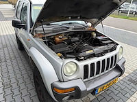 Jeep - cherokee - 3.7i v6 - extreme sp. - personenauto - 2004 - afbeelding 13 van  25