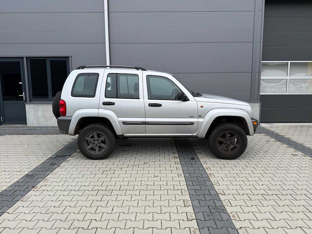 Jeep - cherokee - 3.7i v6 - extreme sp. - personenauto - 2004 - afbeelding 21 van  25