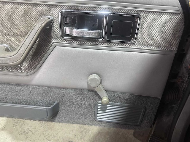 Jeep - cherokee - 4.0 limited automaat- 10-gg-sp- 1989 - afbeelding 2 van  23