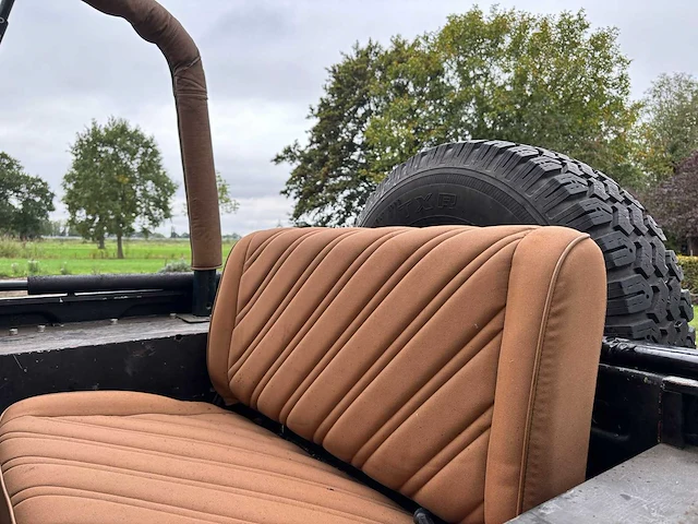 Jeep - cj5 - dauntless - v6 - 1968 - personenauto - afbeelding 7 van  19