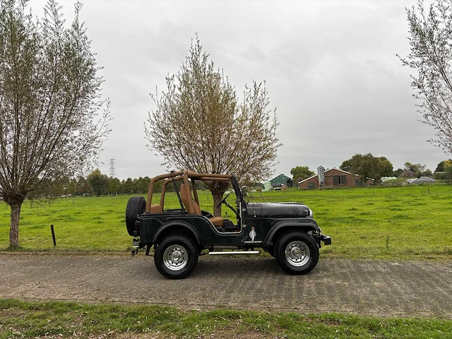 Jeep - cj5 - dauntless - v6 - 1968 - personenauto - afbeelding 15 van  19