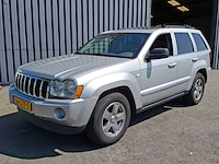 Jeep - grand cherokee - 4.7 v8 laredo - car - 2006 - afbeelding 1 van  31