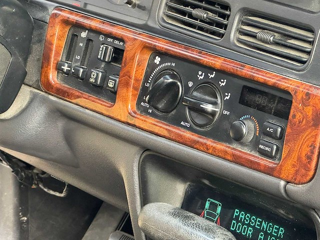 Jeep - grand cherokee - 5.2i ltd - bedrijfswagen - 40-bb-pg - afbeelding 17 van  34