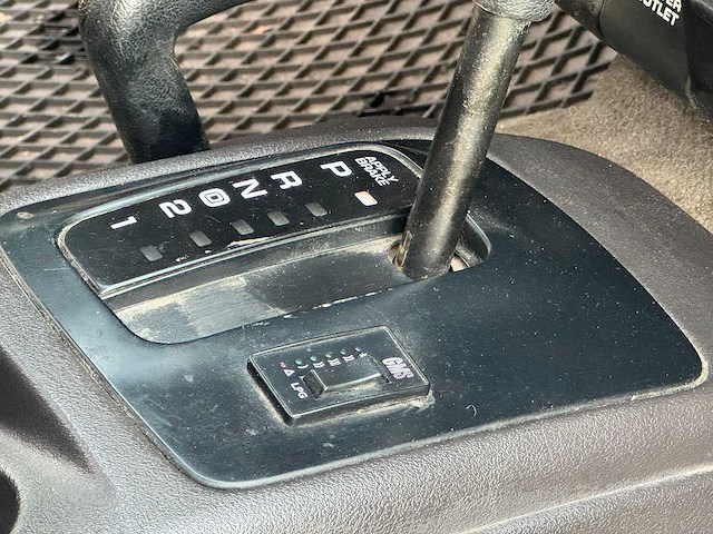 Jeep - grand cherokee - 5.2i ltd - bedrijfswagen - 40-bb-pg - afbeelding 18 van  34