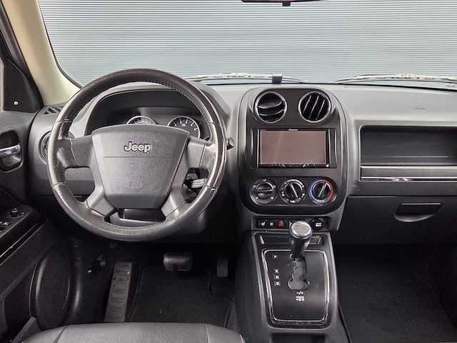 Jeep - patriot - 2.4 ltd liberty - 2009 - personenauto - 44-rgl-3 - afbeelding 5 van  16