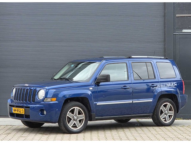 Jeep - patriot - 2.4 ltd liberty - 2009 - personenauto - 44-rgl-3 - afbeelding 1 van  16