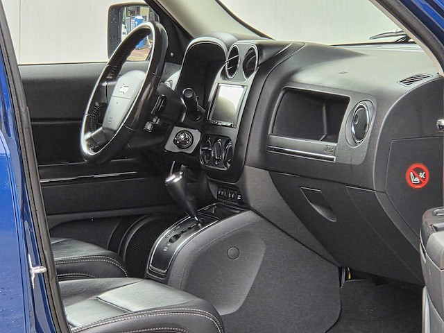 Jeep - patriot - 2.4 ltd liberty - 2009 - personenauto - 44-rgl-3 - afbeelding 12 van  16