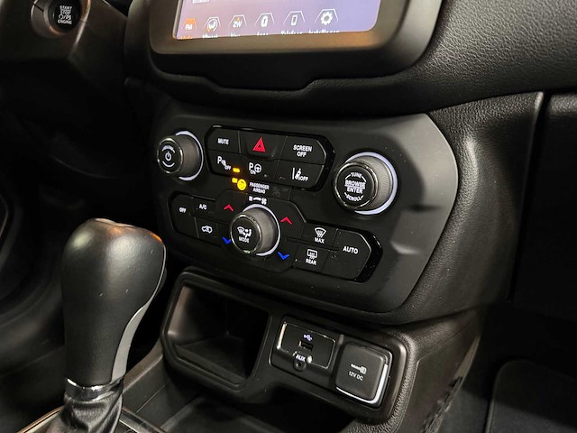 Jeep - renegade - 1.3t-e limited - lpg - bedrijfswagen - 2021 - afbeelding 9 van  34