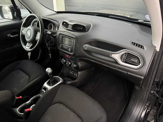 Jeep - renegade - 1.4 m.air longitude - car - 2015|gf-223-b|iaw - afbeelding 23 van  25