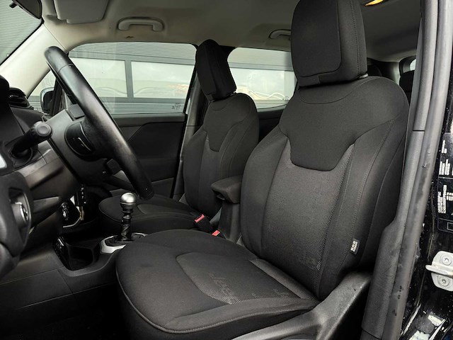 Jeep - renegade - 1.4 m.air longitude - car - 2015|gf-223-b|iaw - afbeelding 19 van  25