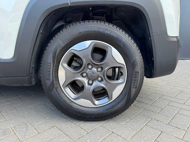 Jeep - renegade - 1.6 e-torq sport - car - 2015|hg-912-b|iaw - afbeelding 29 van  32