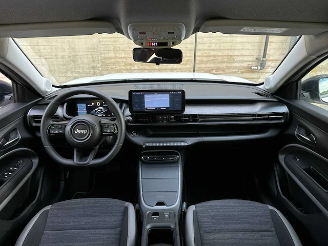 Jeep avenger longitude 54kwh 156pk 2023 (origineel-nl) 45.441 km, x-418-nn - afbeelding 13 van  47
