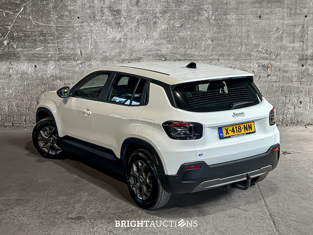 Jeep avenger longitude 54kwh 156pk 2023 (origineel-nl) 45.441 km, x-418-nn - afbeelding 9 van  46