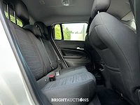Jeep avenger longitude 54kwh 156pk 2023 (origineel-nl) 45.441 km, x-418-nn - afbeelding 35 van  46